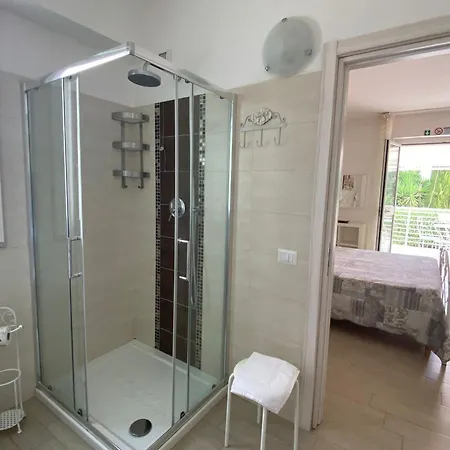 All'Ombra Del Carrubo Hotel Polignano a Mare Room photo